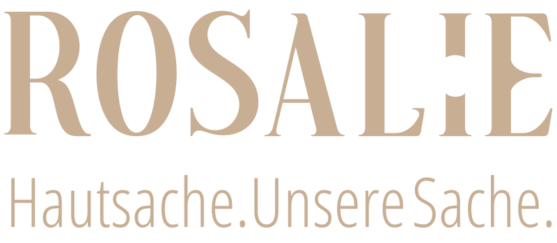 Logo von Rosalie mit dem Slogan 'Hautsache. Unsere Sache.' in beige Schrift auf schwarzem Hintergrund.